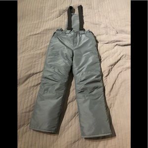 The Children’s place- Boys Snow pants- grey- size 10- worn twice
